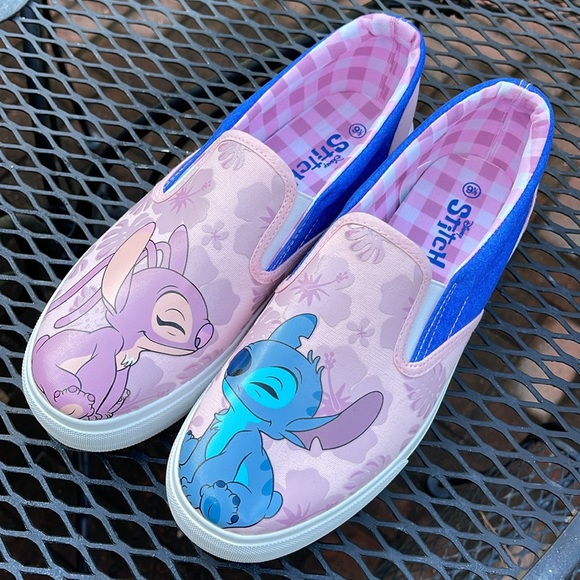 Women’s Disney Stitch Low Top Slip On Sneaker 9 1/2 NWOT Groundup w/lic STITCH - Picture 2 of 16